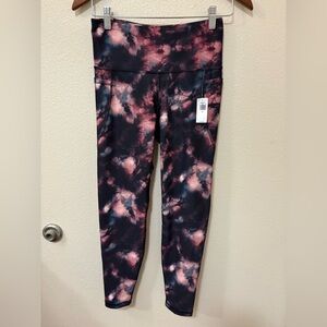 Old Navy Women High-Waisted PowerSoft legging
7/8 Length size Medium